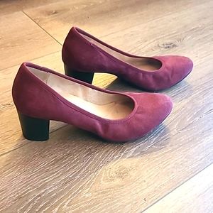 Naturalizer Naomi Pumps